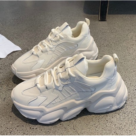 White Cool Sporty Shoes