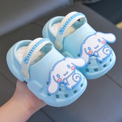 S@nrio C1namorrol Clogs Sandals