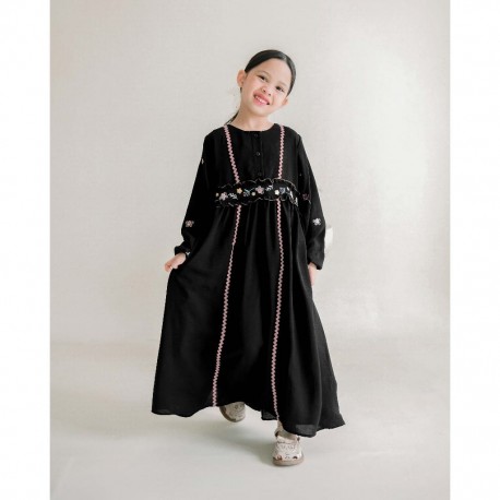 Black Two Line Embroidery Belt Gamis
