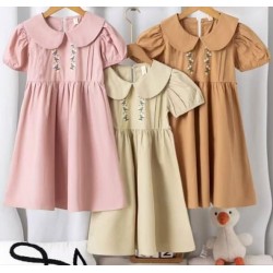 Pink Oval Collar Front Floral Embroidery Dress
