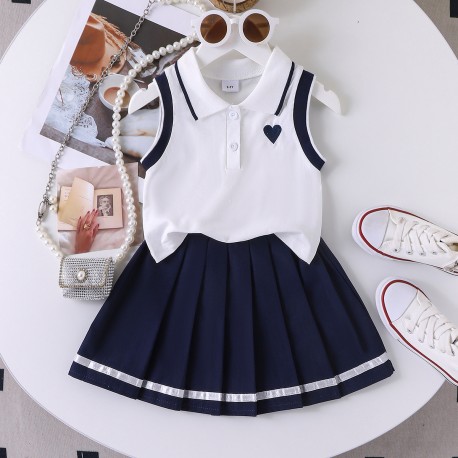 White Heart Top Set Navy Pleated Skirt