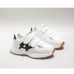 White LA Sport Shoes